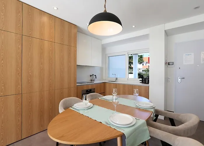 T2- Mateli At Mar A Vista